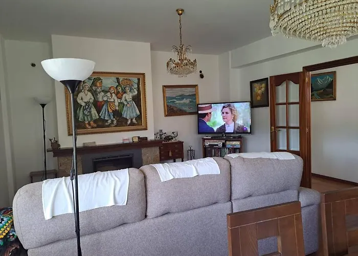 Casa Ares Cee