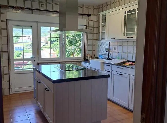 Casa Ares * Cee