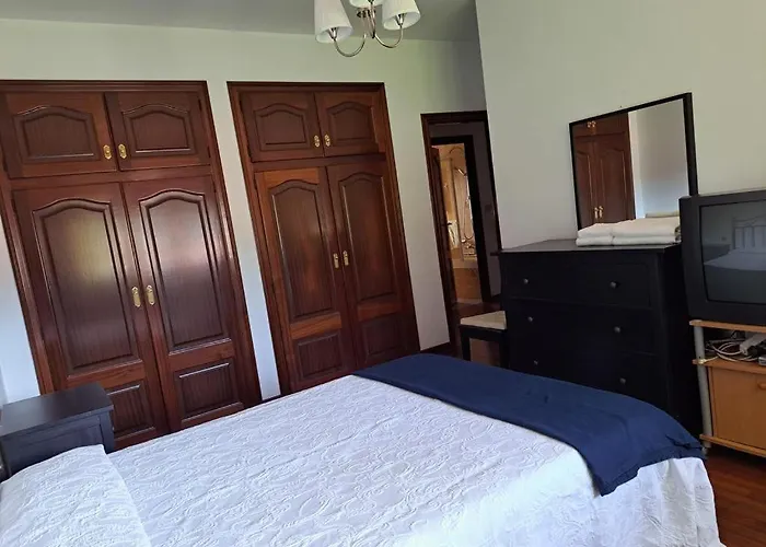 Casa Ares * Cee